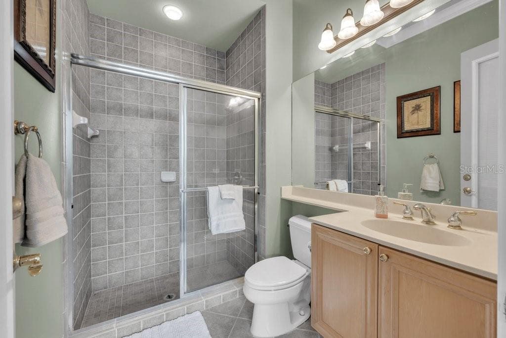 6217 KINGBIRD MANOR DRIVE — photo 61 of 95