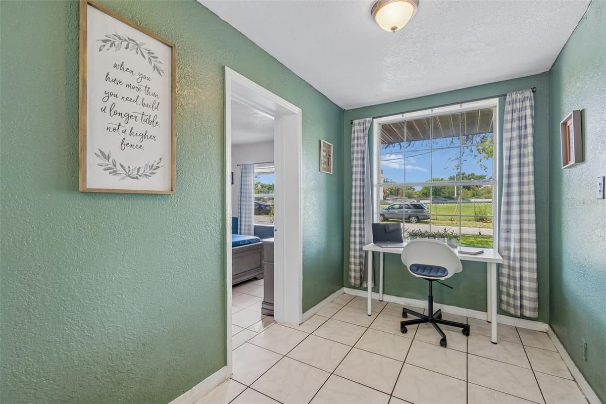 7307 HUNTLEY AVENUE — photo 16 of 33