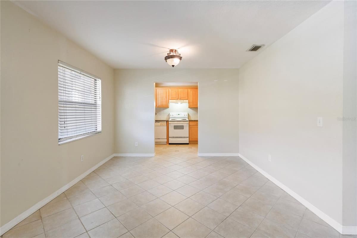 6150 GULFPORT BOULEVARD — photo 9 of 38