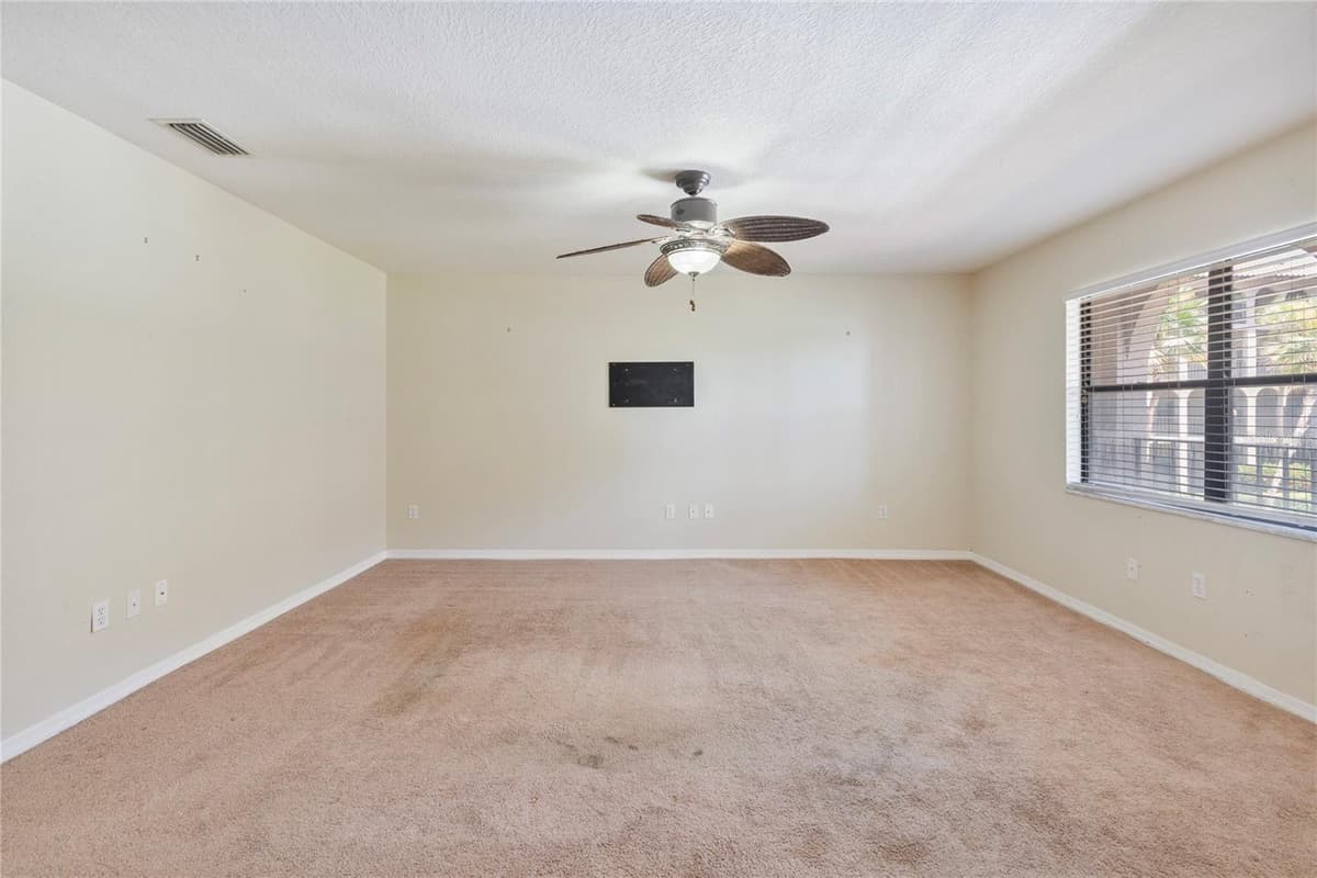 6150 GULFPORT BOULEVARD — photo 7 of 38