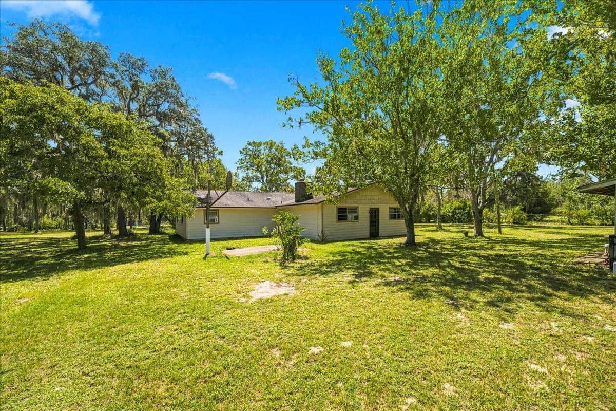 15535 RENEE LANE — photo 34 of 60