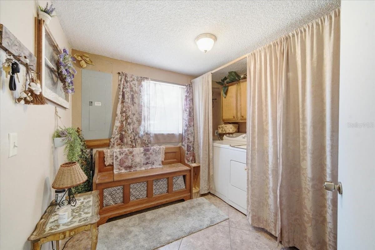 15535 RENEE LANE — photo 33 of 60