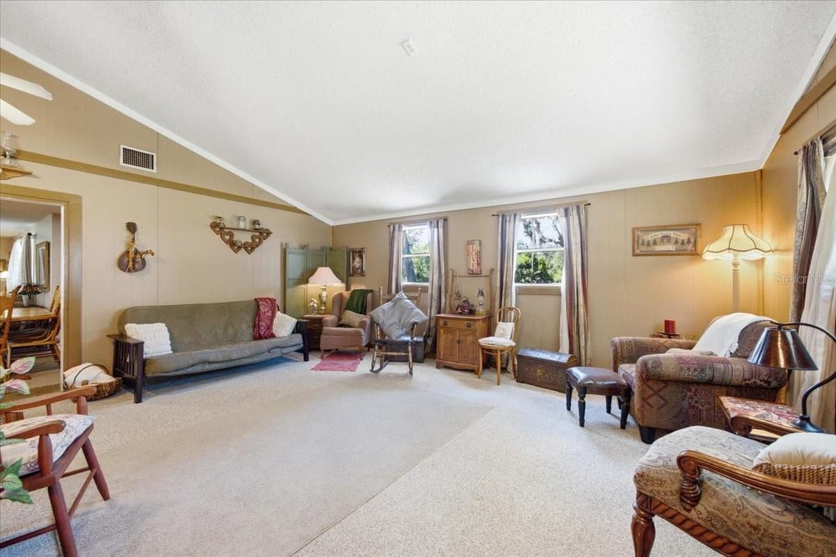 15535 RENEE LANE — photo 18 of 60