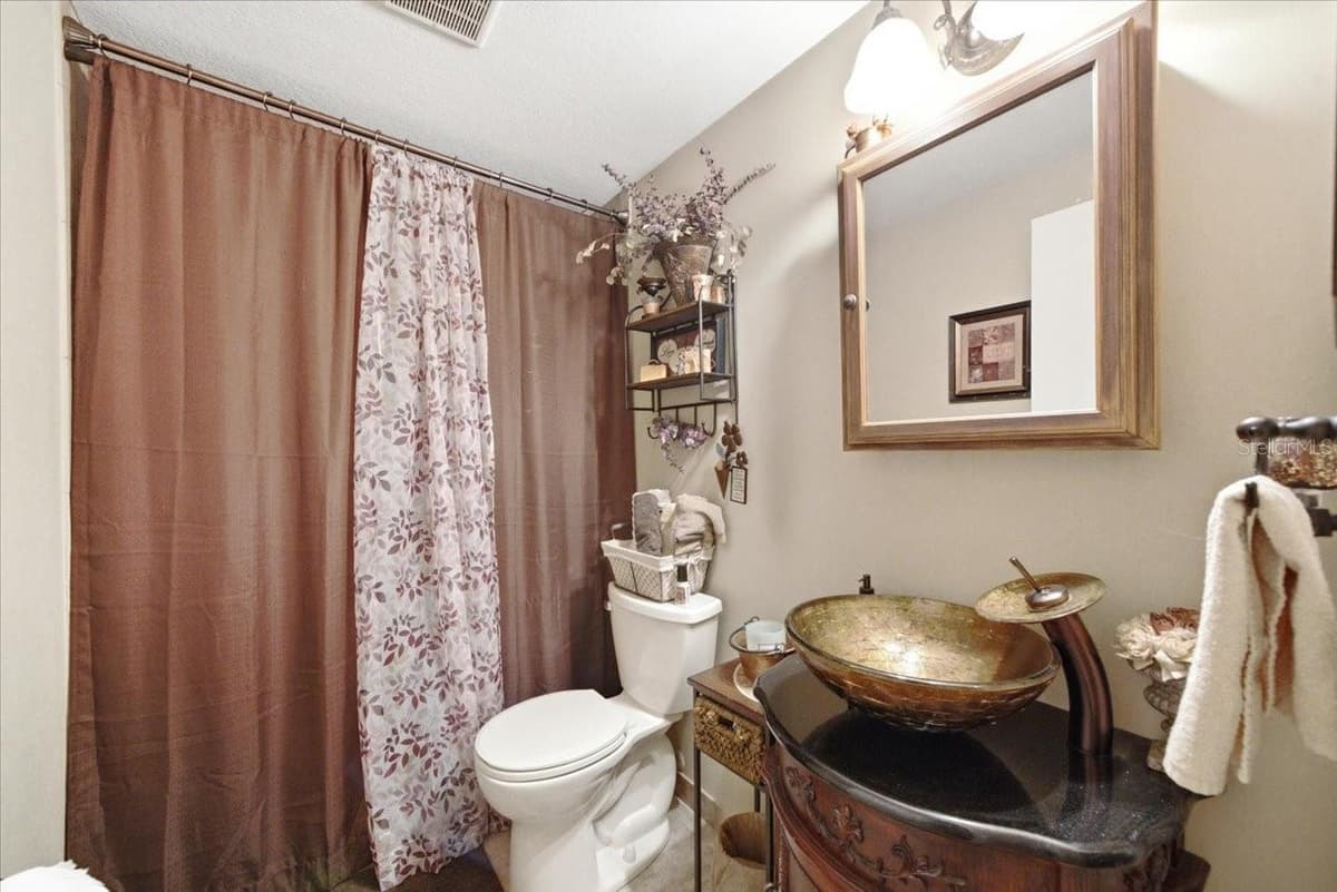 15535 RENEE LANE — photo 32 of 60