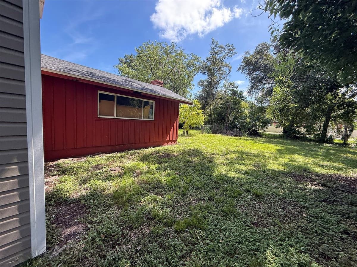 2921 CRUTCHFIELD ROAD — photo 3 of 13