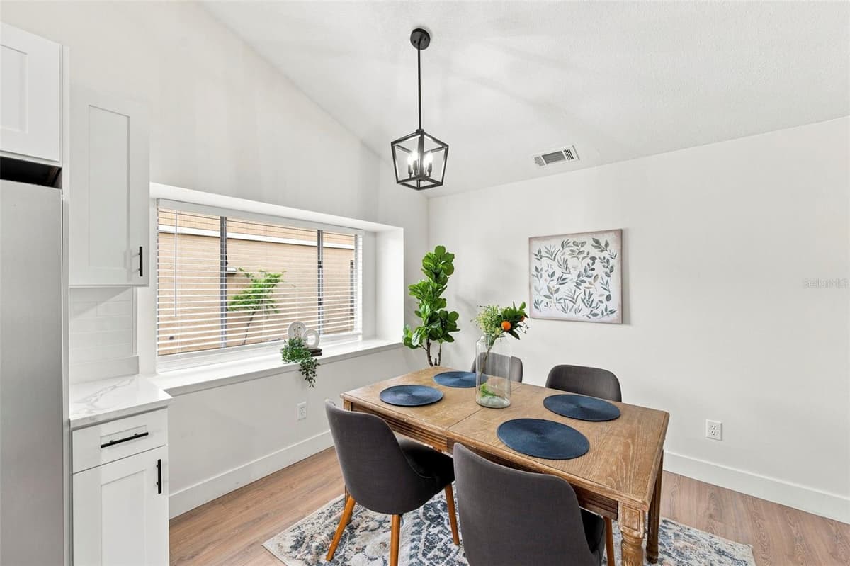 8723 OSAGE DRIVE — photo 10 of 47
