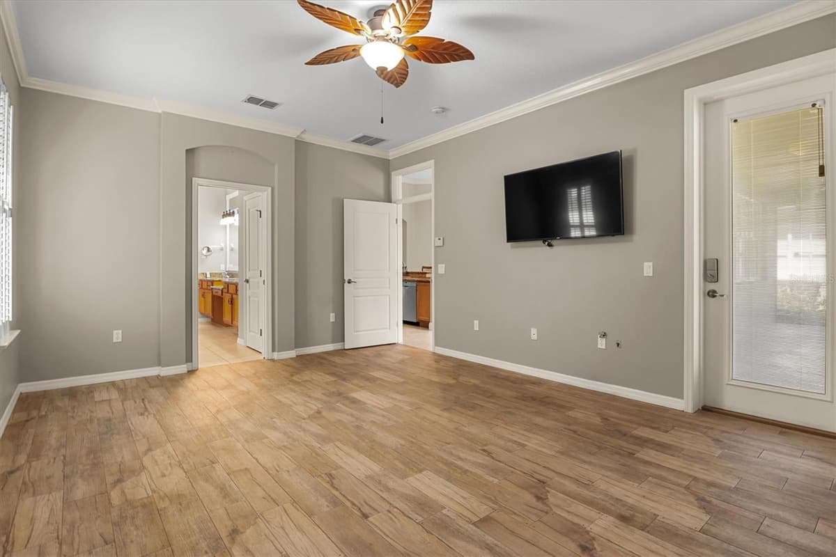 8281 LAKE JAMES DRIVE — photo 4 of 53