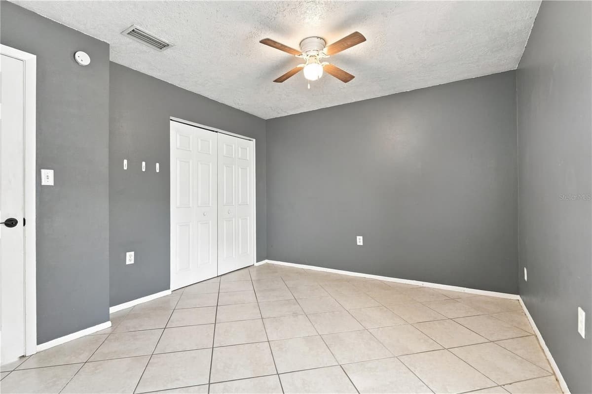 336 RIVIERA DRIVE — photo 20 of 36