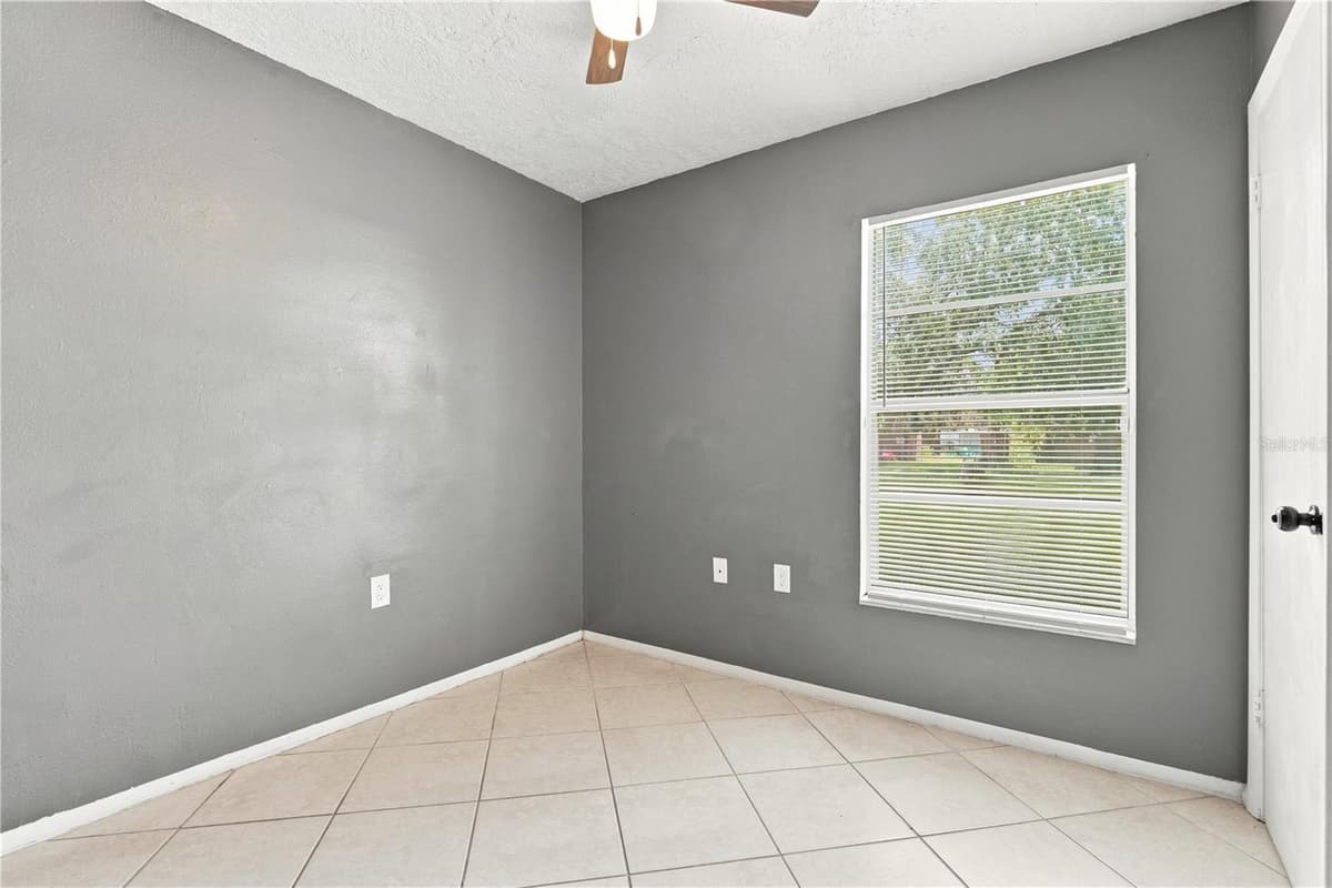 336 RIVIERA DRIVE — photo 24 of 36