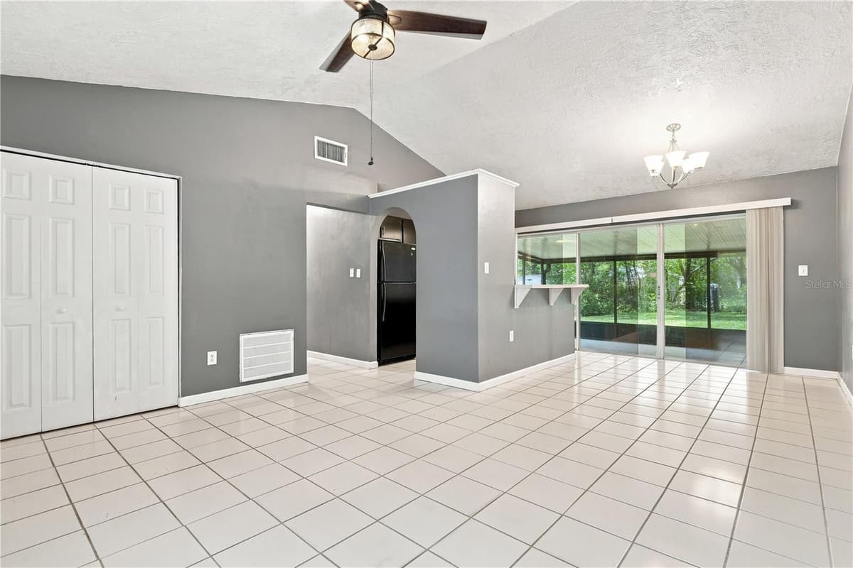 336 RIVIERA DRIVE — photo 7 of 36