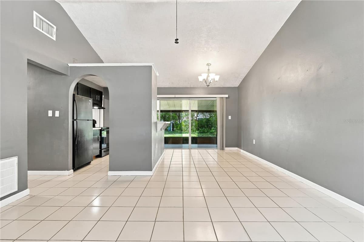 336 RIVIERA DRIVE — photo 11 of 36
