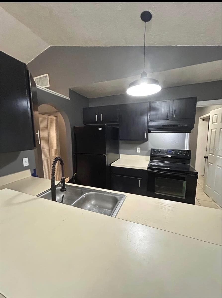 336 RIVIERA DRIVE — photo 16 of 36