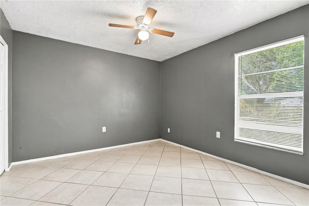 336 RIVIERA DRIVE — photo 27 of 36