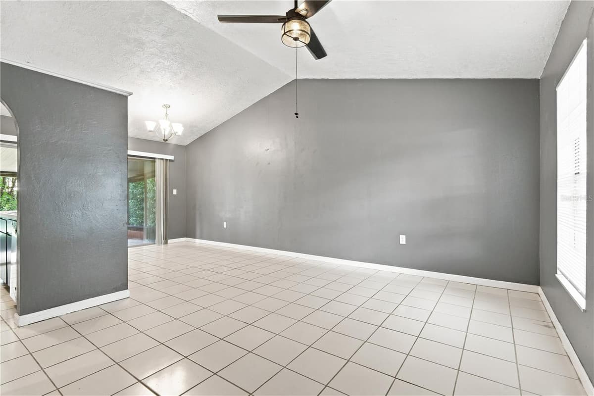 336 RIVIERA DRIVE — photo 8 of 36