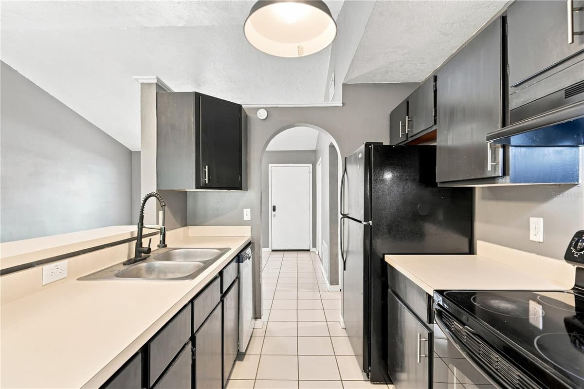 336 RIVIERA DRIVE — photo 14 of 36