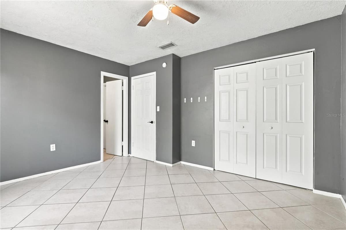 336 RIVIERA DRIVE — photo 19 of 36