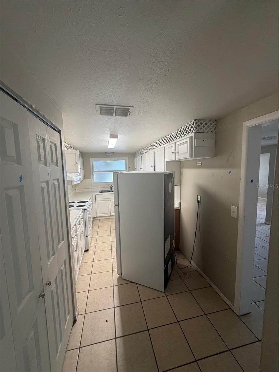 2129 DANA PLACE — photo 16 of 37