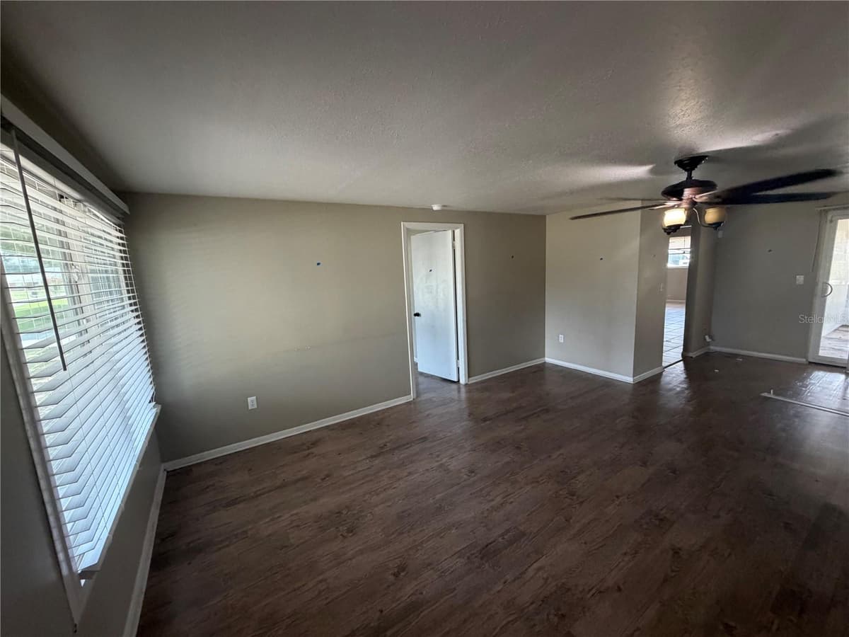 2129 DANA PLACE — photo 9 of 37