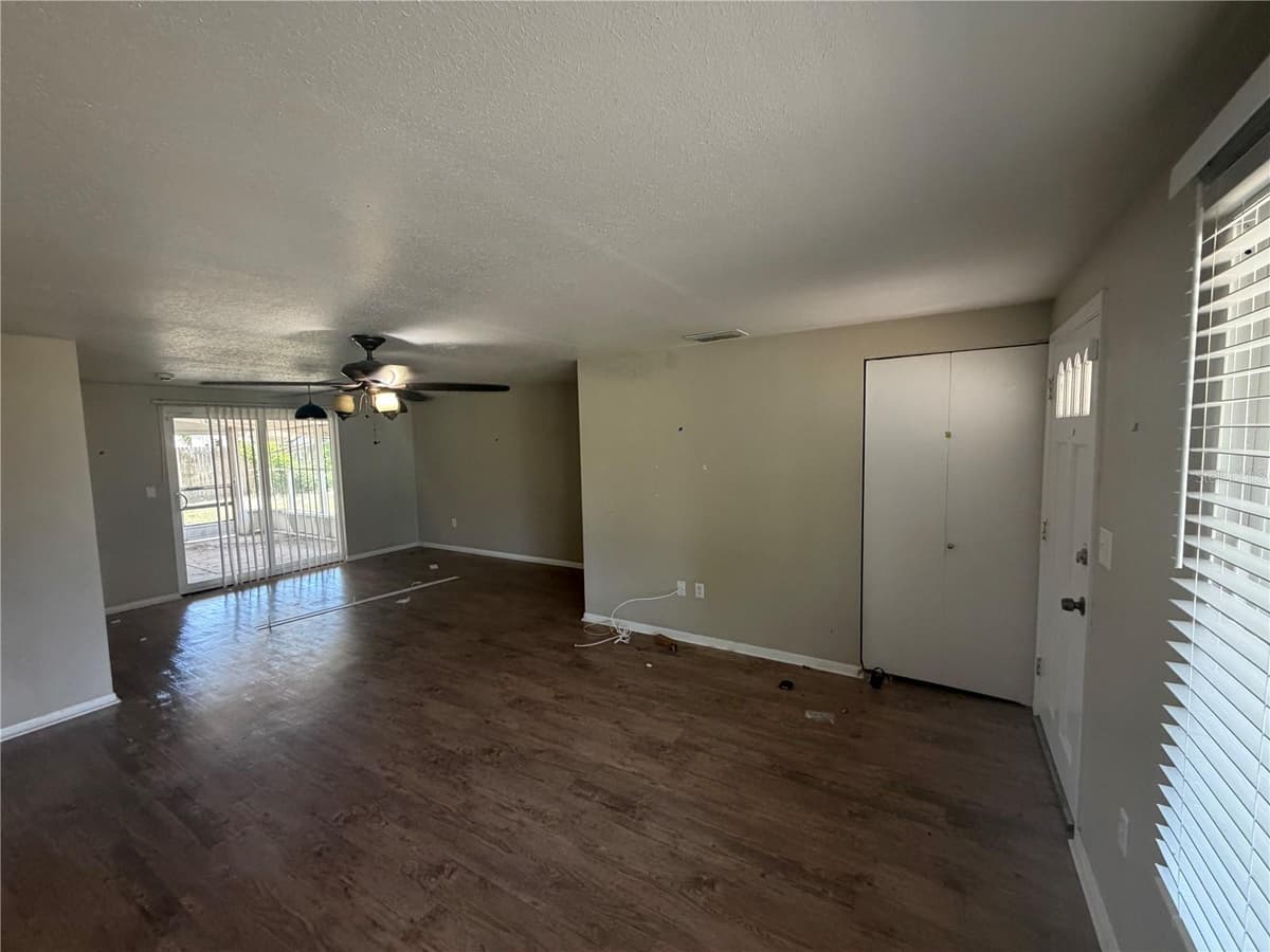 2129 DANA PLACE — photo 10 of 37