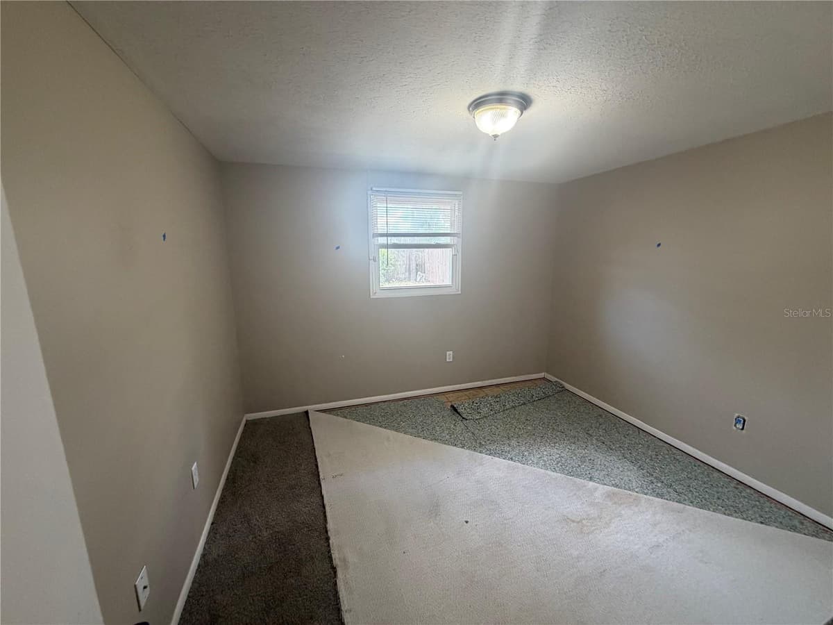 2129 DANA PLACE — photo 4 of 37