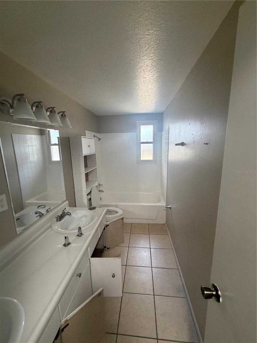 2129 DANA PLACE — photo 8 of 37