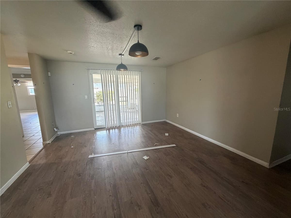 2129 DANA PLACE — photo 17 of 37