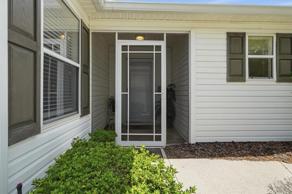 1674 GOVAN PLACE — photo 6 of 49