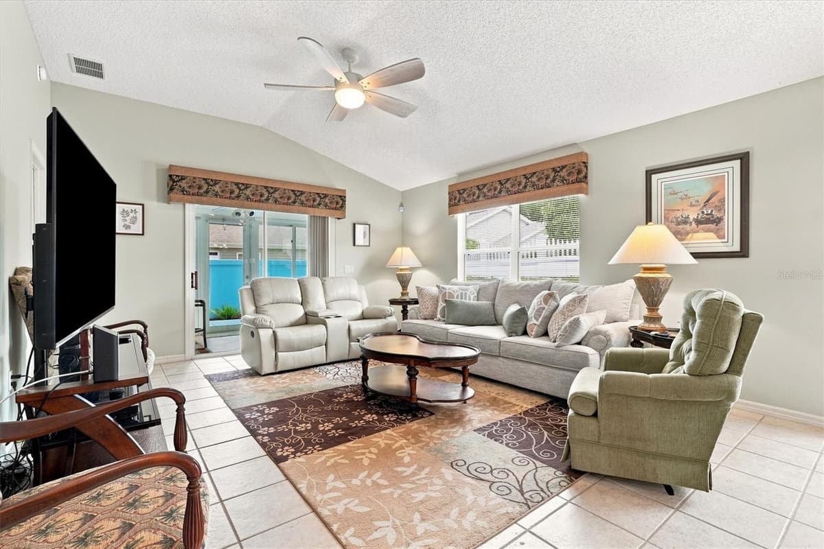 1674 GOVAN PLACE — photo 15 of 49