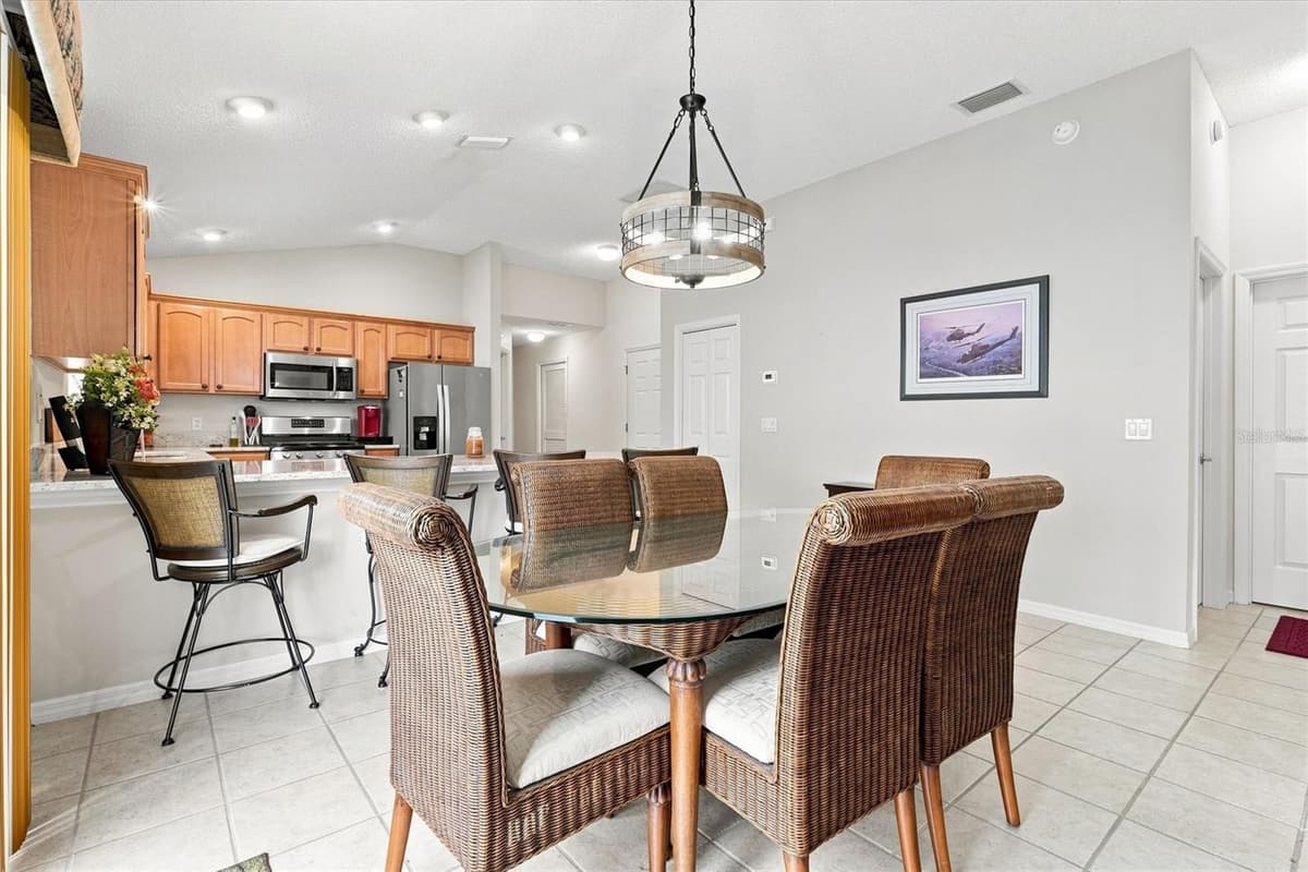 1674 GOVAN PLACE — photo 14 of 49