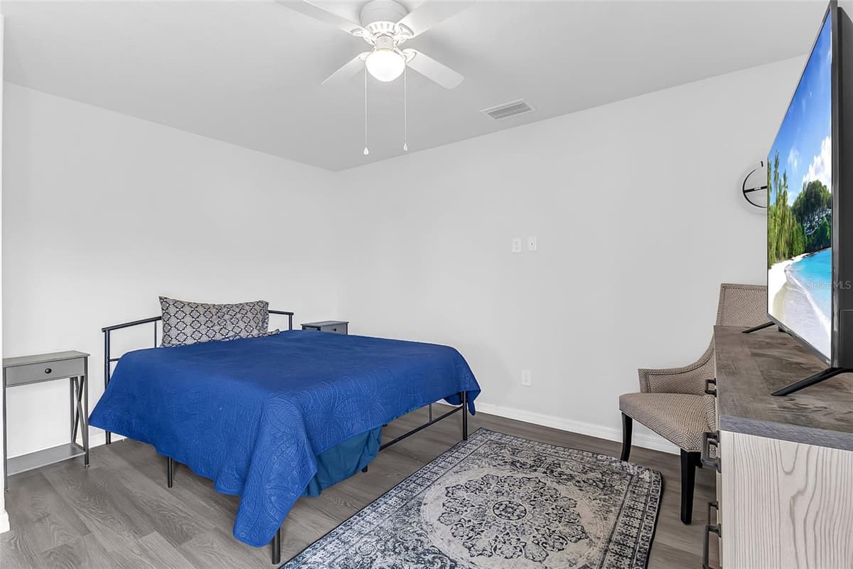 1502 LAS VILLAS BOULEVARD — photo 13 of 32
