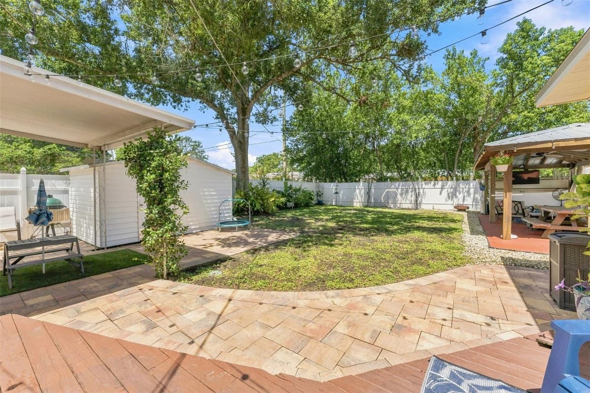 1317 DIVOT LANE — photo 34 of 51
