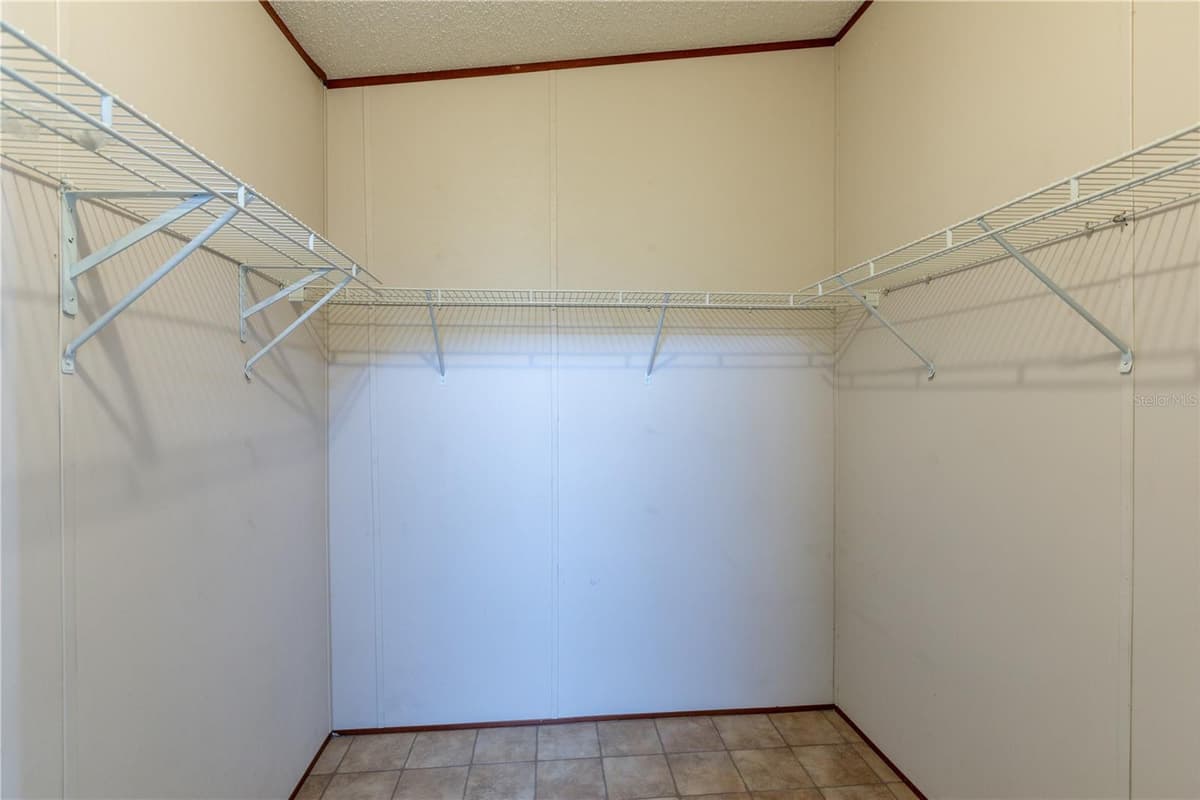 104 EVERETT STREET — photo 14 of 29