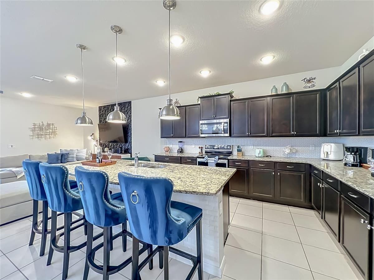 4498 KAIPO ROAD — photo 10 of 100
