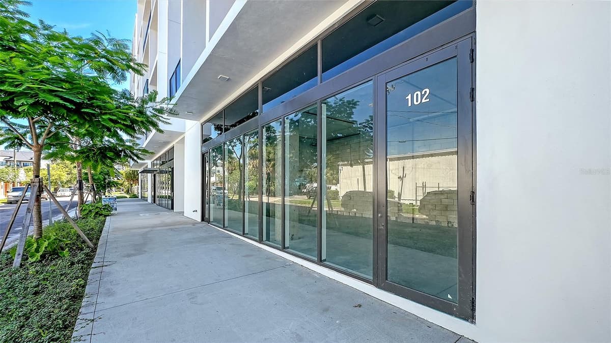 430 KUMQUAT COURT — photo 5 of 31