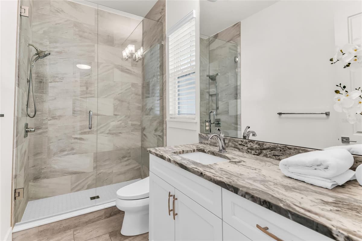 1306 SMITH STREET — photo 46 of 63
