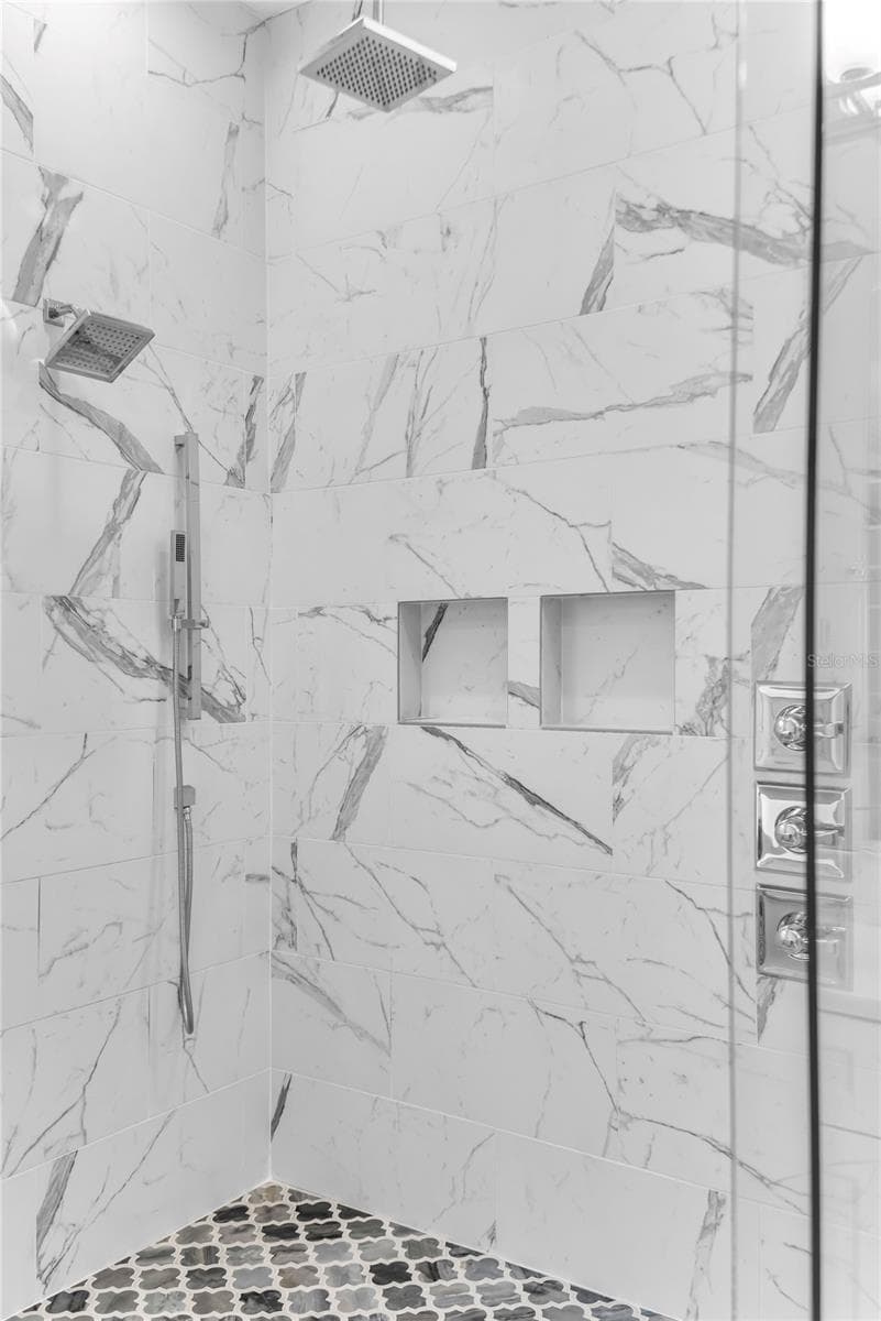 1306 SMITH STREET — photo 31 of 63