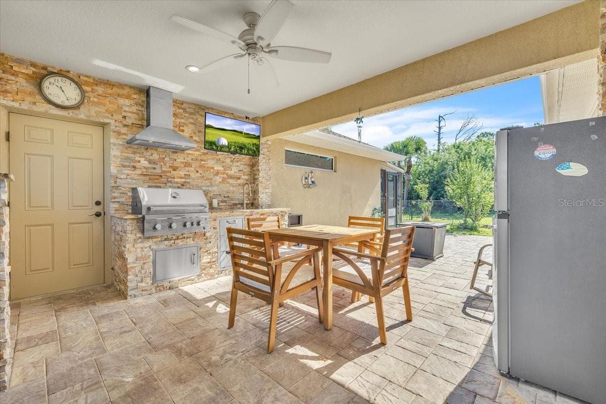 142 AUSTRALIAN DRIVE — photo 38 of 52