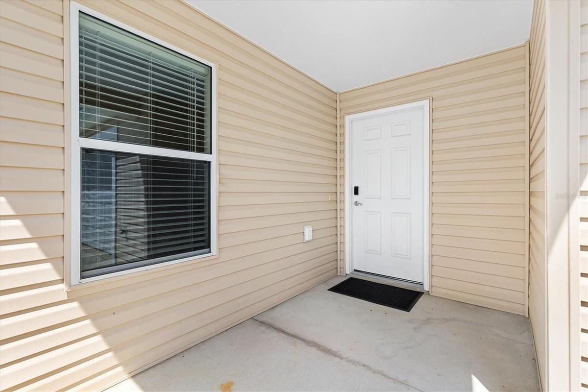 2192 SHANEWOOD COURT — photo 2 of 27