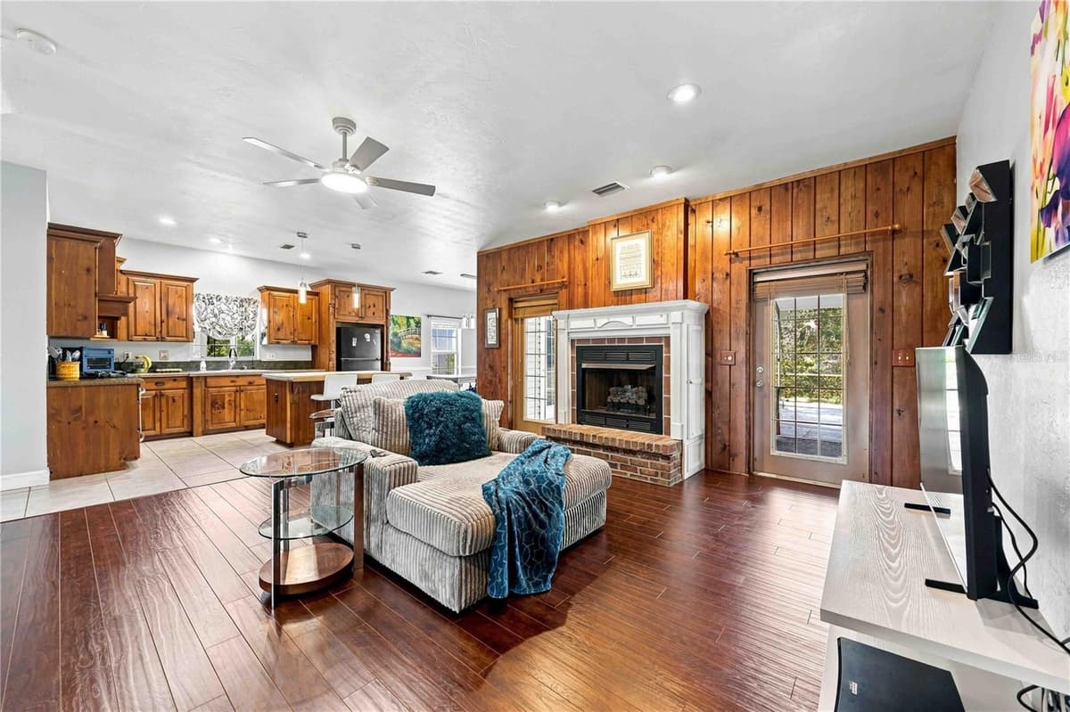 2711 SNYDER ROAD — photo 15 of 50