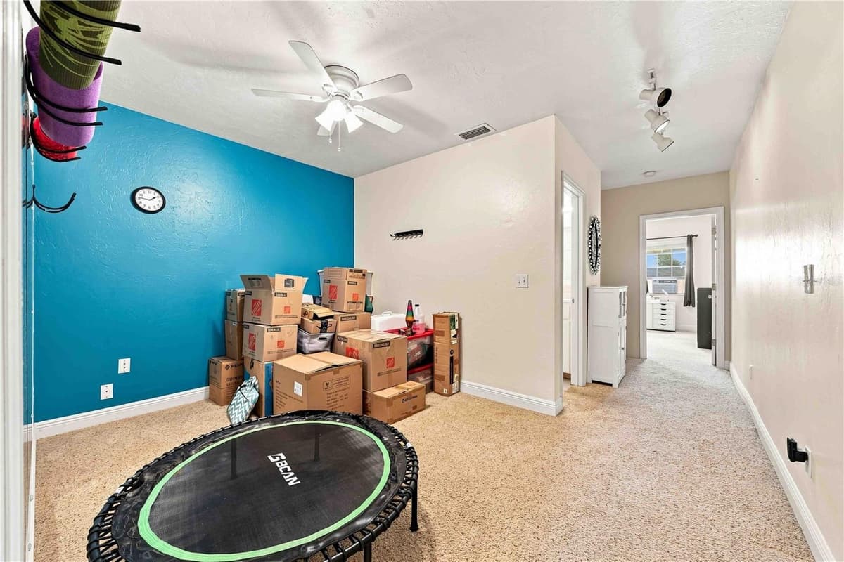 2711 SNYDER ROAD — photo 37 of 50