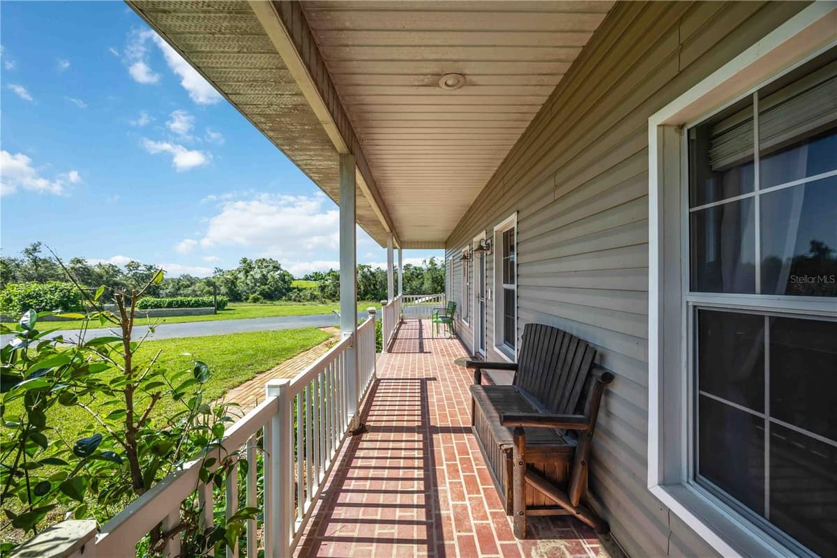 2711 SNYDER ROAD — photo 5 of 50