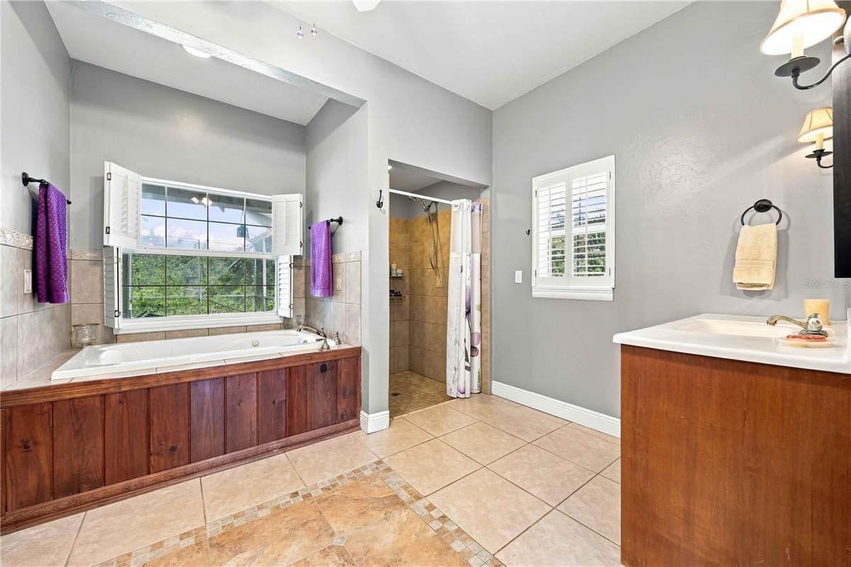2711 SNYDER ROAD — photo 26 of 50