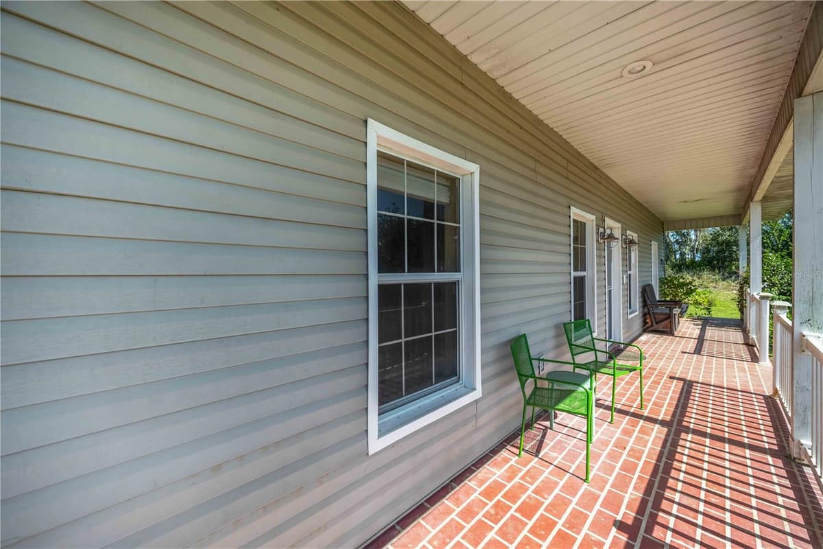 2711 SNYDER ROAD — photo 6 of 50