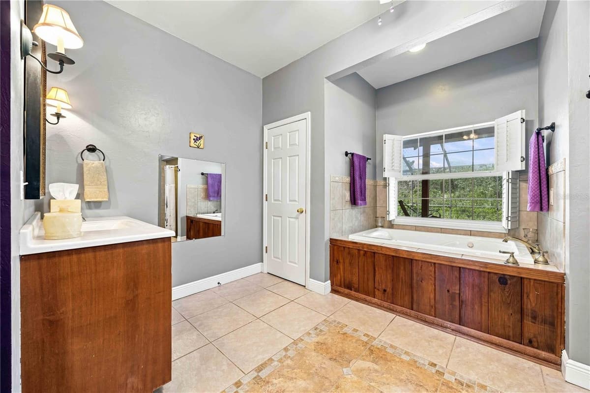 2711 SNYDER ROAD — photo 25 of 50