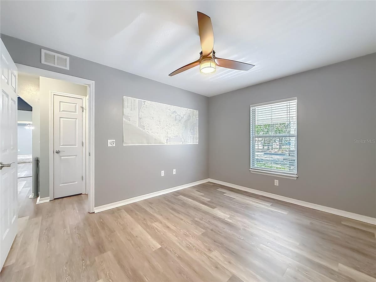 15 REDWOOD RUN — photo 30 of 70