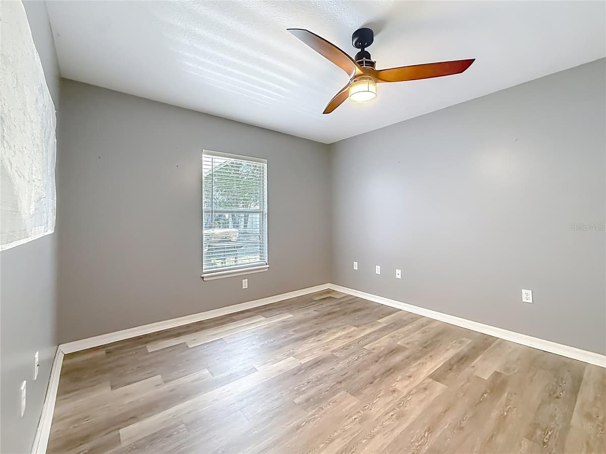 15 REDWOOD RUN — photo 29 of 70