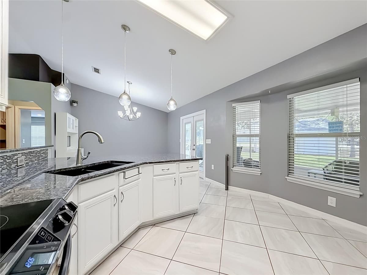 15 REDWOOD RUN — photo 14 of 70