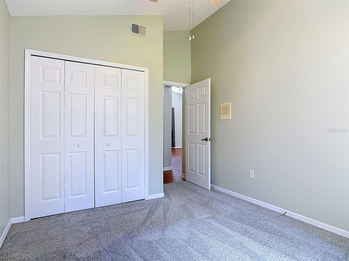 390 MAGNOLIA PLACE — photo 25 of 44