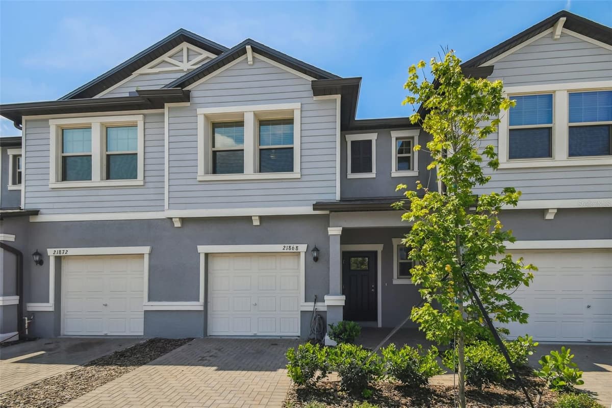 21868 LYONIA LANE — photo 4 of 90