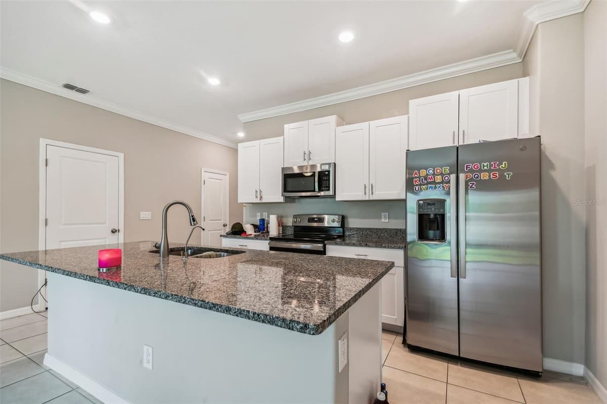 21868 LYONIA LANE — photo 16 of 90